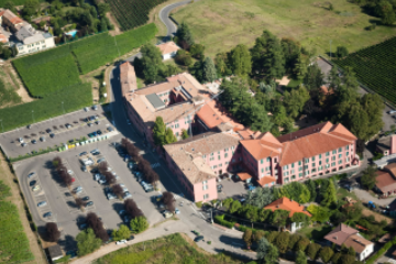 Palazzo Olevano (attuale sede della Fondazione Salvatore Maugeri Clinica del Lavoro e della Riabilitazione)